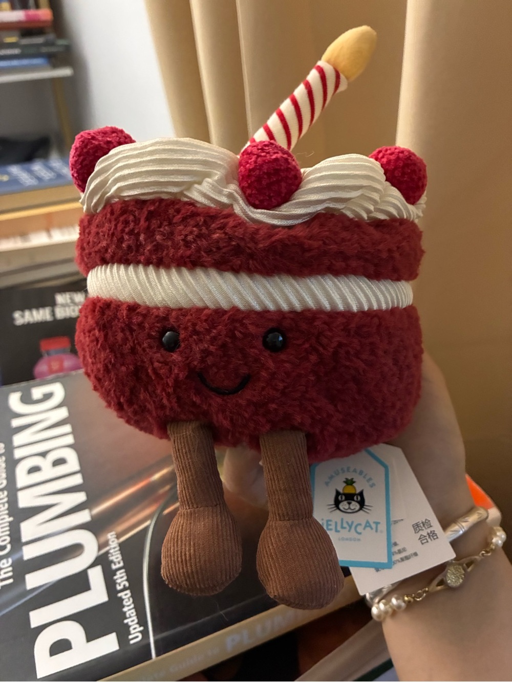 Jellycat Red velvet cake